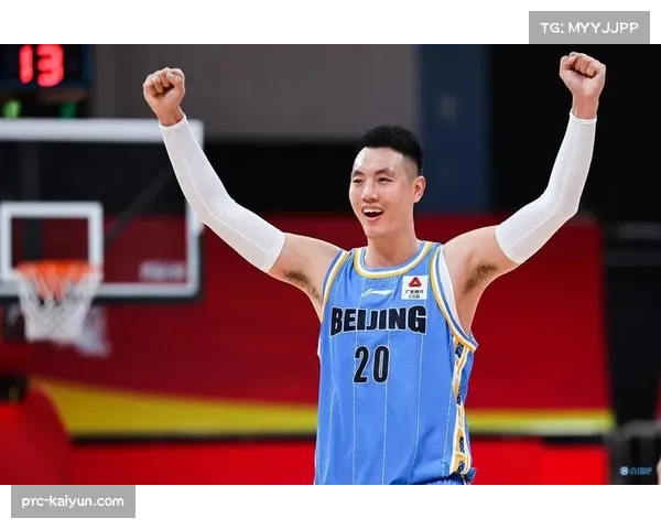 翟晓川关键战揽12篮板，北京老将季后赛经验价值凸显